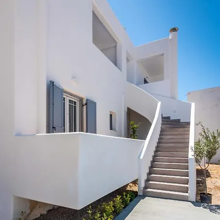 Milos Del Sol Adamantas (Milos)