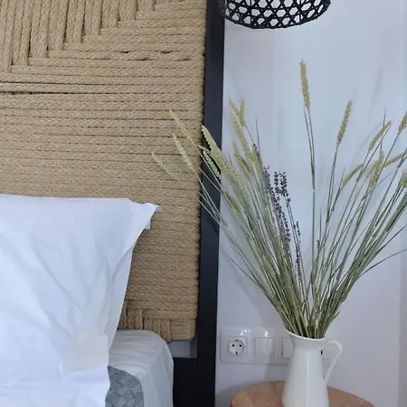 Milos Del Sol Adamantas (Milos)